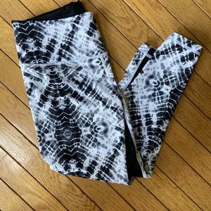 Victoria Secret Sport Cropped Leggings
